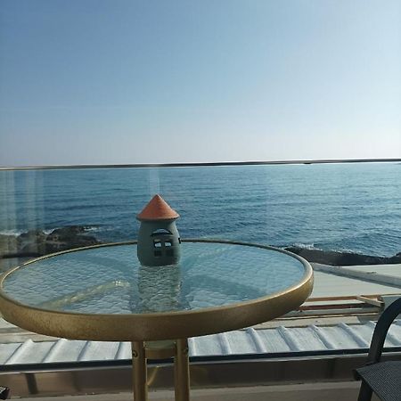 Beachfront Apartment Rethymno Exterior foto