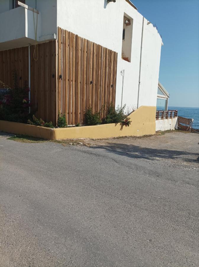 Beachfront Apartment Rethymno Exterior foto